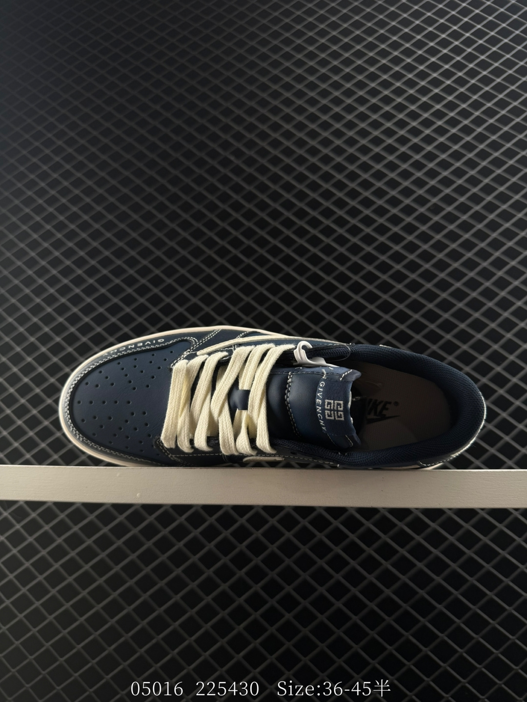 Travis Scott x Air Jordan 1 ” Reverse Mocha “